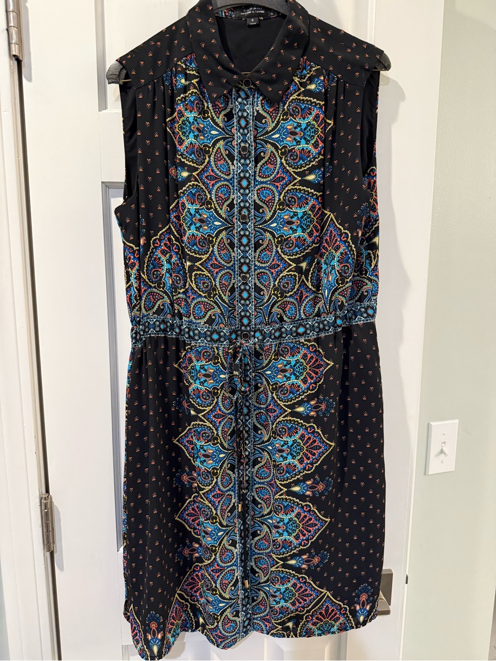Women’s Tahari Sleeveless Paisley Drawstring Dress, Black, size 8